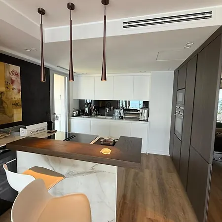 Apartment Superb With Exceptional Sea View