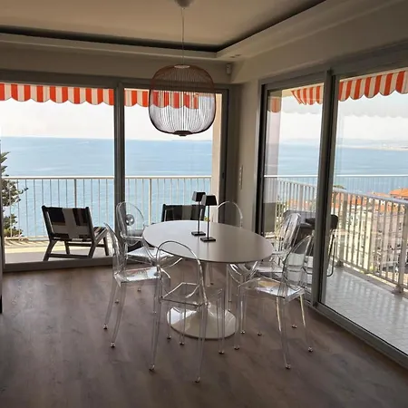 Apartment Superb With Exceptional Sea View