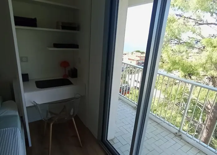 Apartment Superb With Exceptional Sea View *