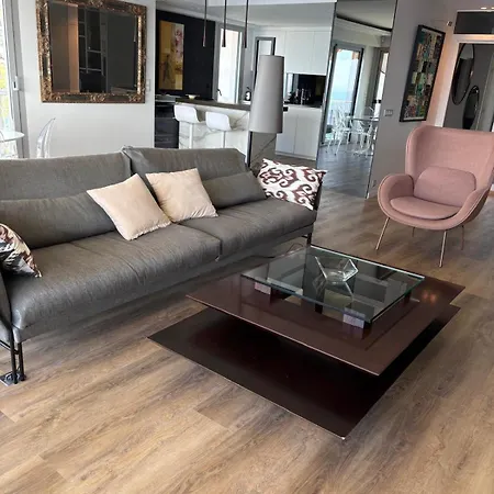 Superb With Exceptional Sea View *